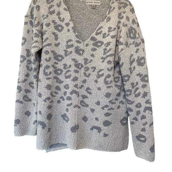 Knox Rose grey leopard sweater Size: Small - Picture 7 of 8